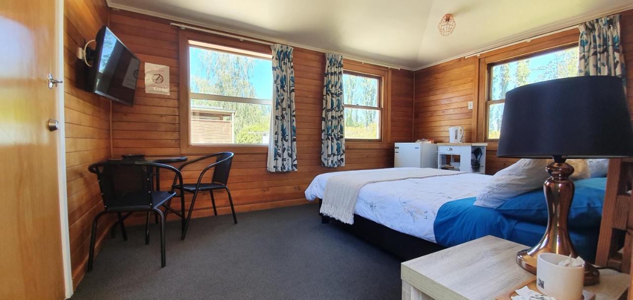 Waiau Motor Camp & Cabins Экстерьер фото