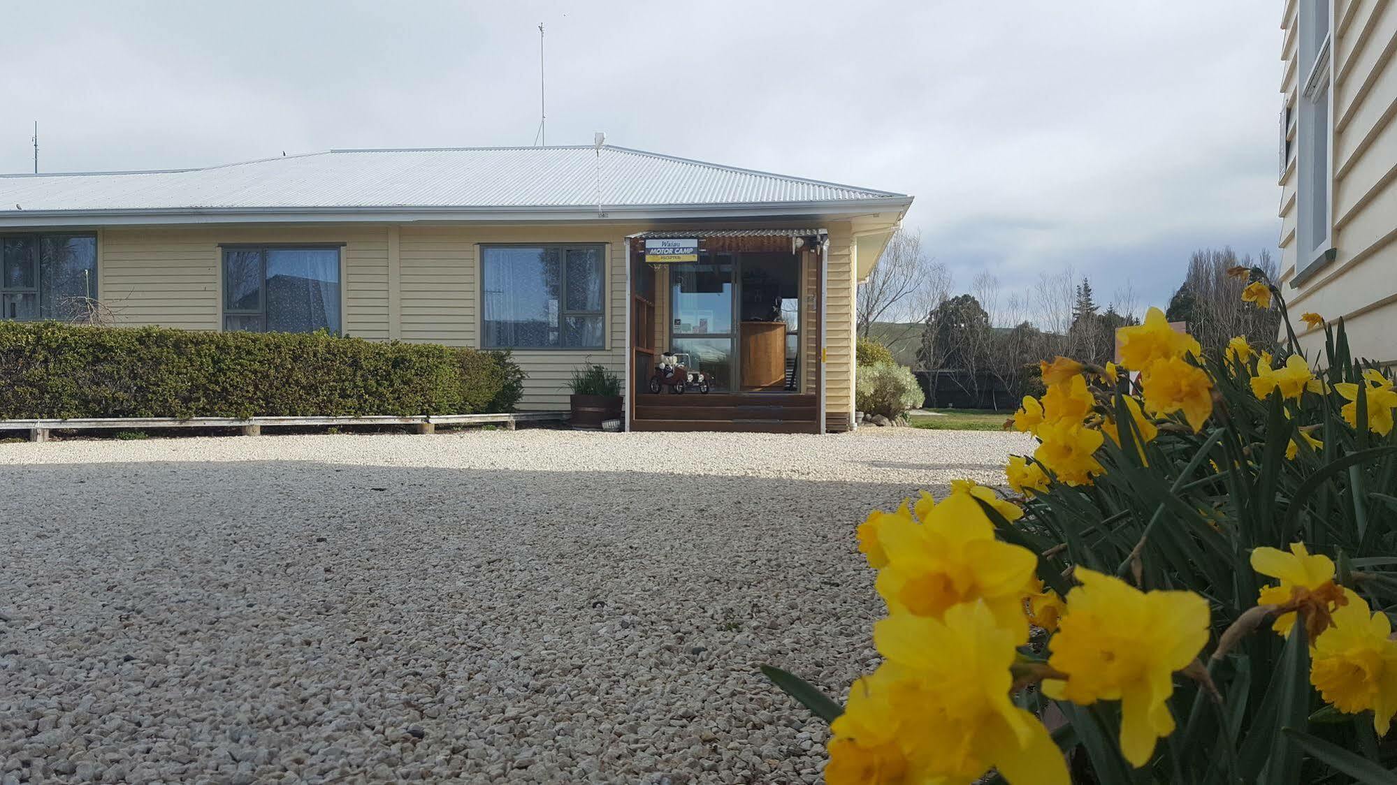 Waiau Motor Camp & Cabins Экстерьер фото