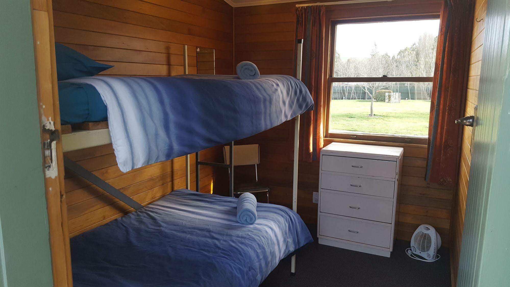 Waiau Motor Camp & Cabins Экстерьер фото